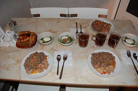 Отдых на Азовском море, питание в пансионате Кипарис кипарис, столовая
