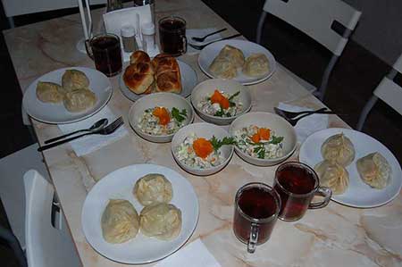 Отдых на Азовском море, питание в пансионате Кипарис кипарис, столовая